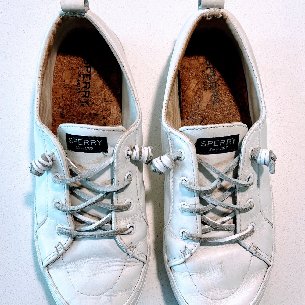 SPERRY 🌺 White Slip on Sneakers